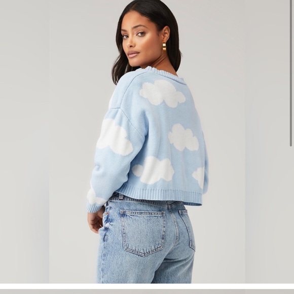 Callahan Cloud Cardigan Set  ($172)  - size medium! lots of stretch, Like NEW - Picture 4 of 7